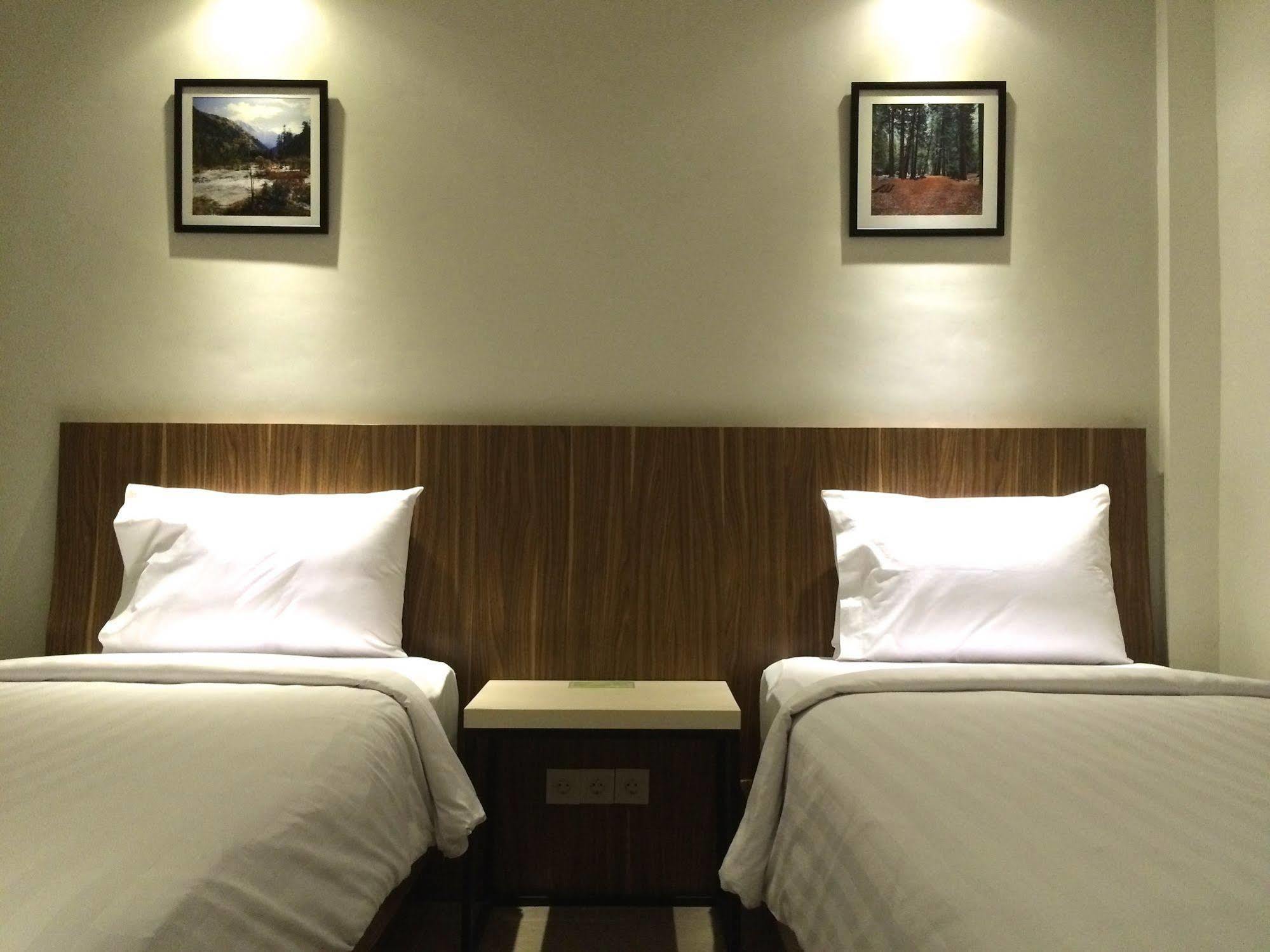 Hart Hotel Arjuna Mataram Exterior foto